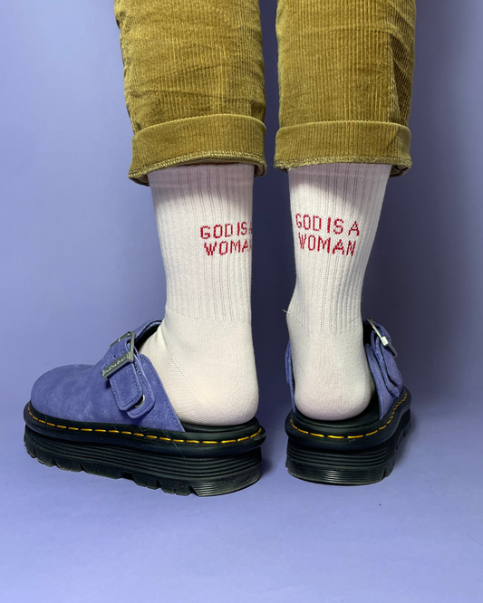 Socken | God is a Woman