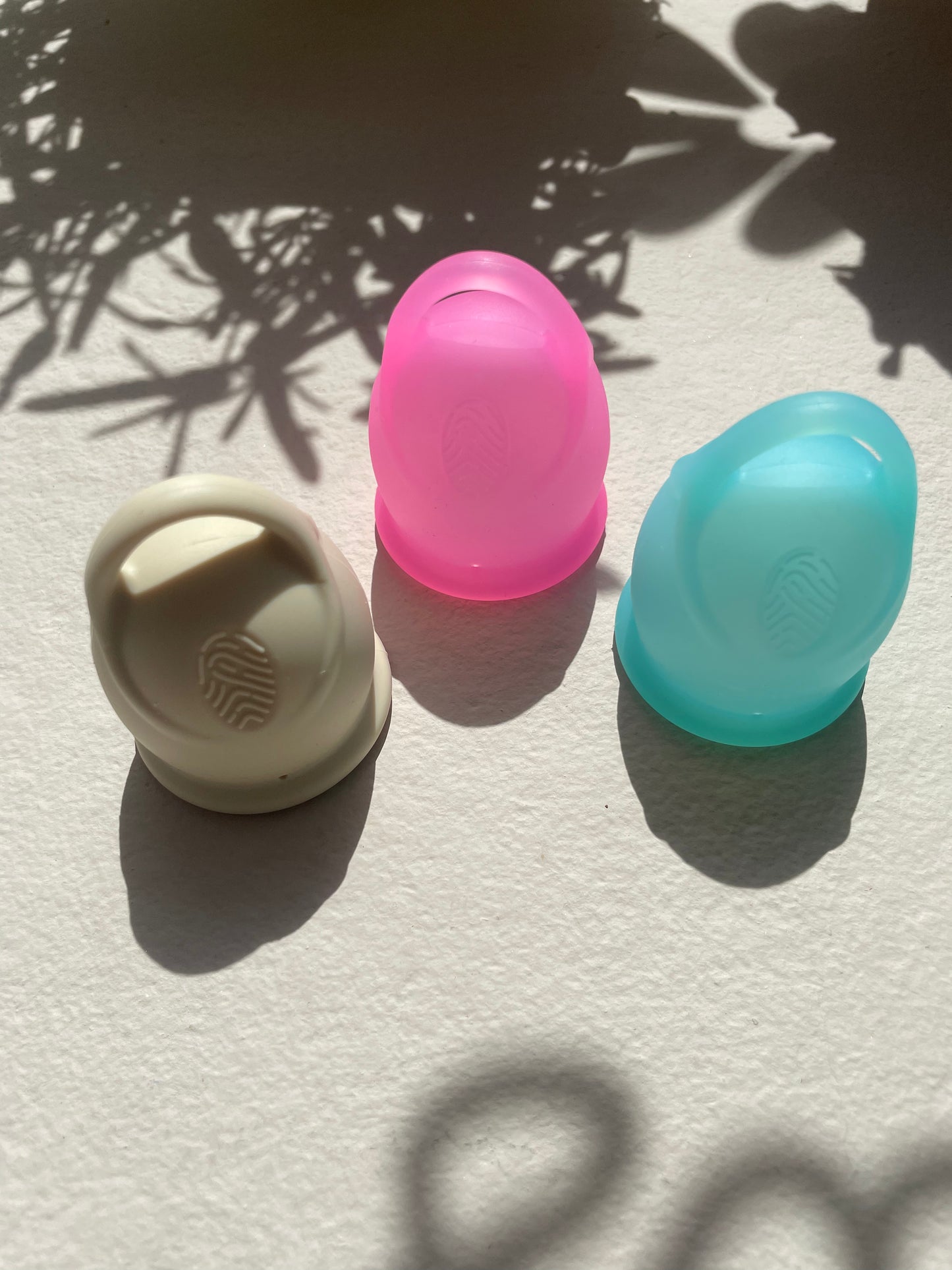 Cup mit Henkel – nachhaltige Menstruationstasse